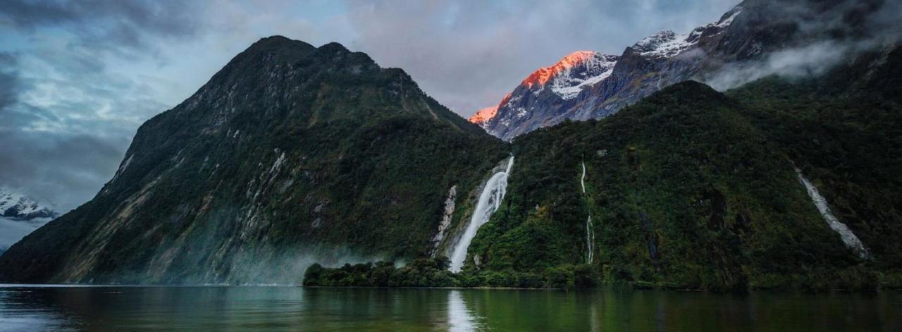 Te Anau Manapouri Lake Hotel Luaran gambar